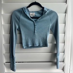 Women’s ribbed long sleeve urban top (with hood) size small